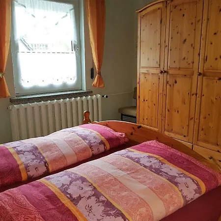 Zum Wald Apartman Sellin